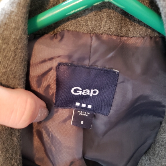 Blazer - Picture 2 of 5